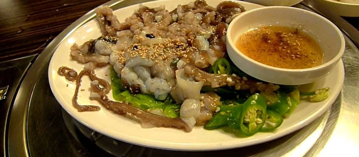 Αυτά είναι τα πιο επικίνδυνα φαγητά στον κόσμο – Θα τόλμαγες να τα δοκιμάσεις;